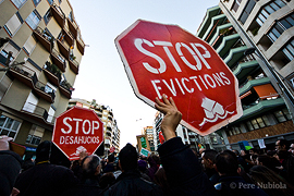 Barcelona: Concentració a favor de la tramitació de la ILP contra els desnonaments